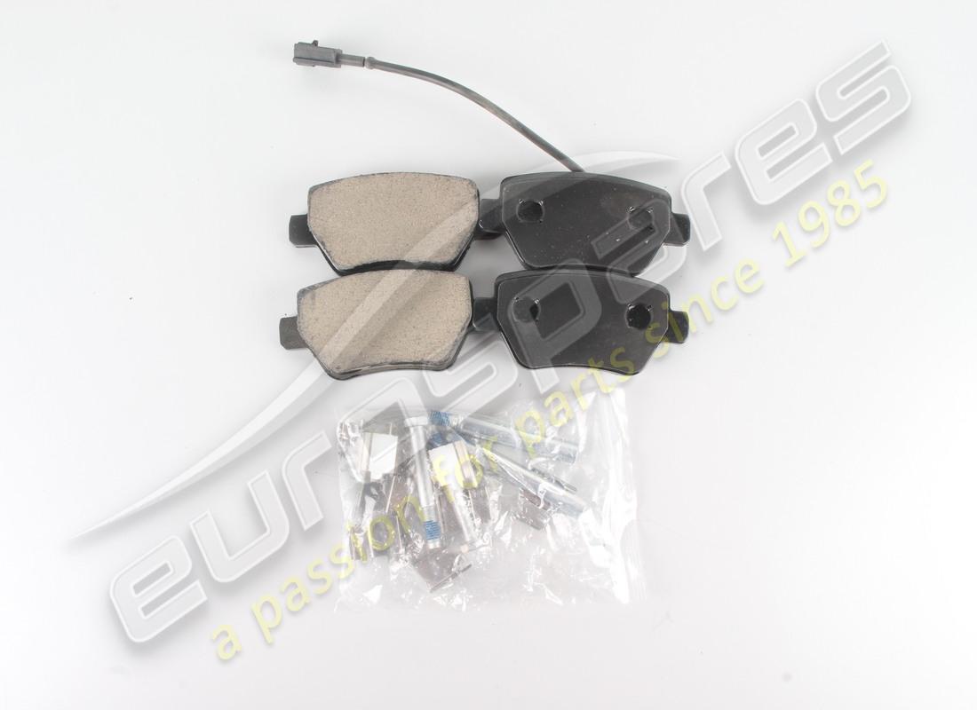 new eurospares rear brake pads set. part number 673010327 (1)