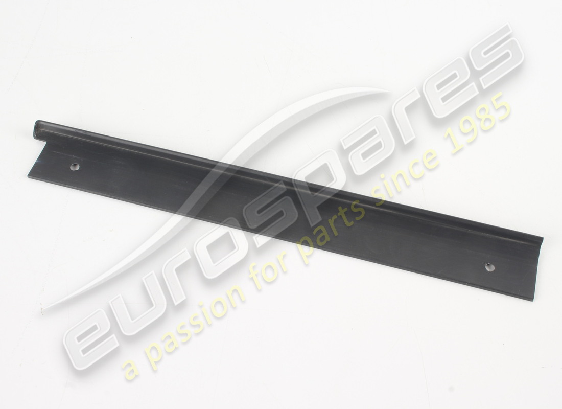 new ferrari rh moulding. part number 60057908 (1)