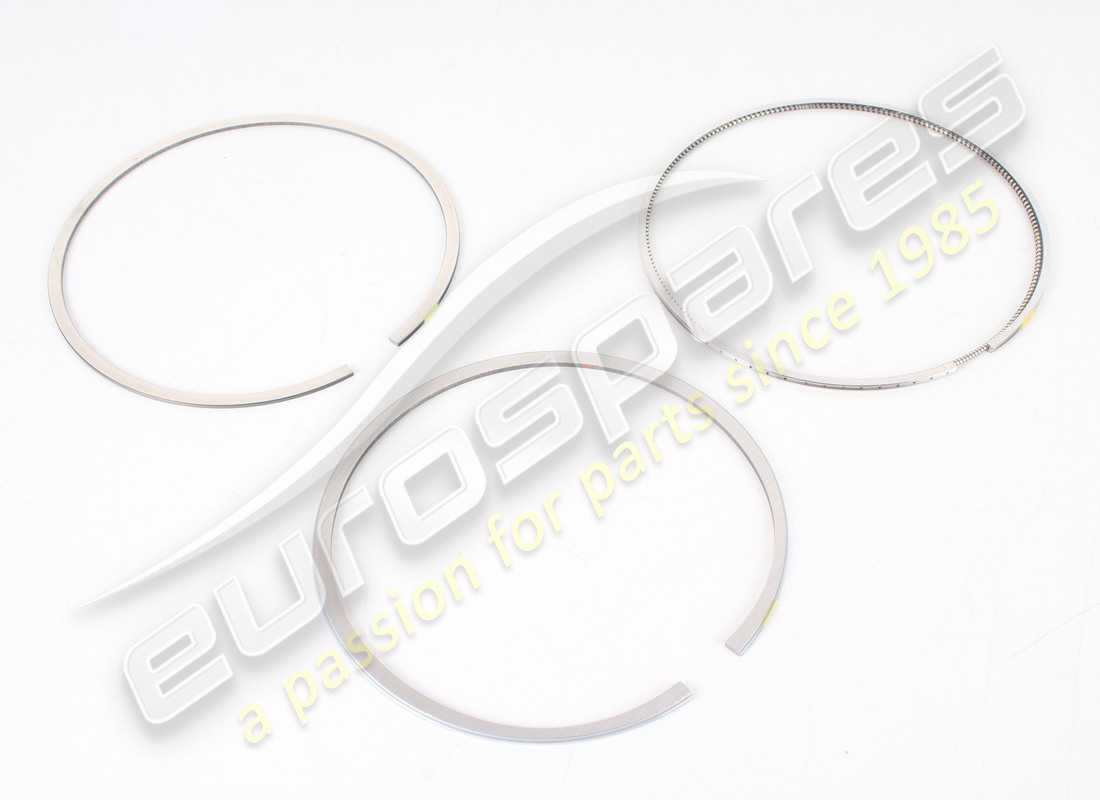 new porsche 1 set of piston rings. part number 94810393116 (3)