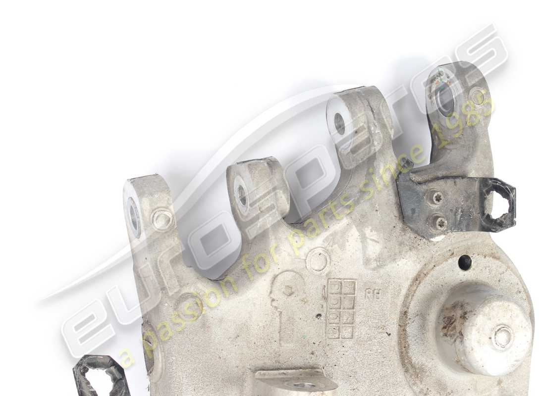 USED MASERATI LOWER SUSPENSION SWING ARM. PART NUMBER 675001729 (2) used maserati lower suspension swing arm. part number 675001729 (2)