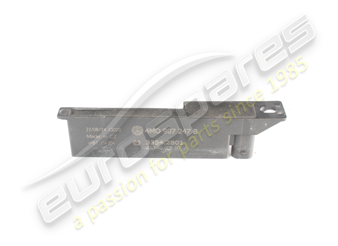 USED Porsche AERIAL FOR ACCESS AND . PART NUMBER PAB90724700 (1)