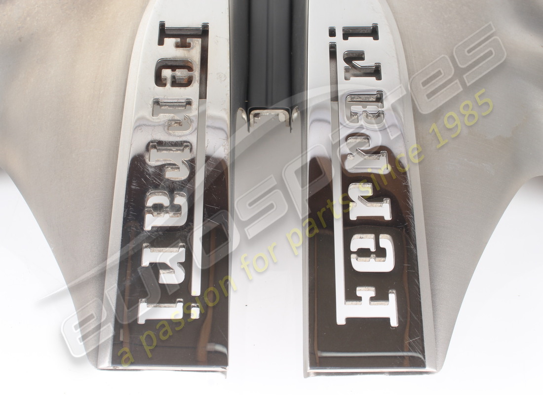 used ferrari riparo calore superiore turb. part number 902850 (4)