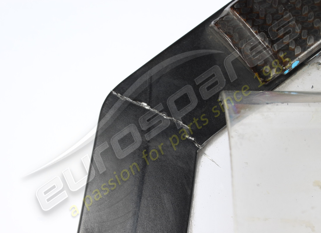 DAMAGED FERRARI COMPLETE LH WINDOW FRAME WITH. PART NUMBER 83718000 (4) damaged ferrari complete lh window frame with. part number 83718000 (4)