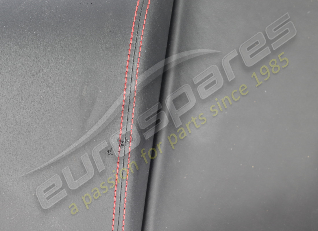 USED FERRARI RICOPRIMENTO LAT. SX FIANCHE. PART NUMBER 81903200 (2) used ferrari ricoprimento lat. sx fianche. part number 81903200 (2)