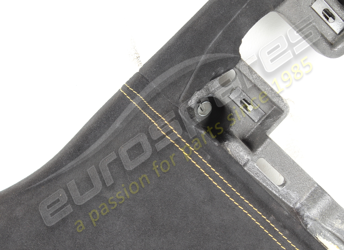 USED FERRARI RH REAR FLANK. PART NUMBER 870922 (2) used ferrari rh rear flank. part number 870922 (2)