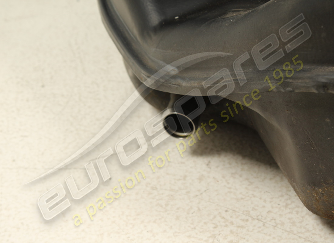 USED MASERATI COMPLETE DIESEL FUEL TANK. PART NUMBER 670159335 (5) used maserati complete diesel fuel tank. part number 670159335 (5)