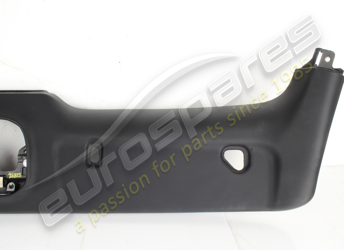 DAMAGED FERRARI RICOPR. TRAVER. PARABREZZA P. PART NUMBER 859758 (4) damaged ferrari ricopr. traver. parabrezza p. part number 859758 (4)