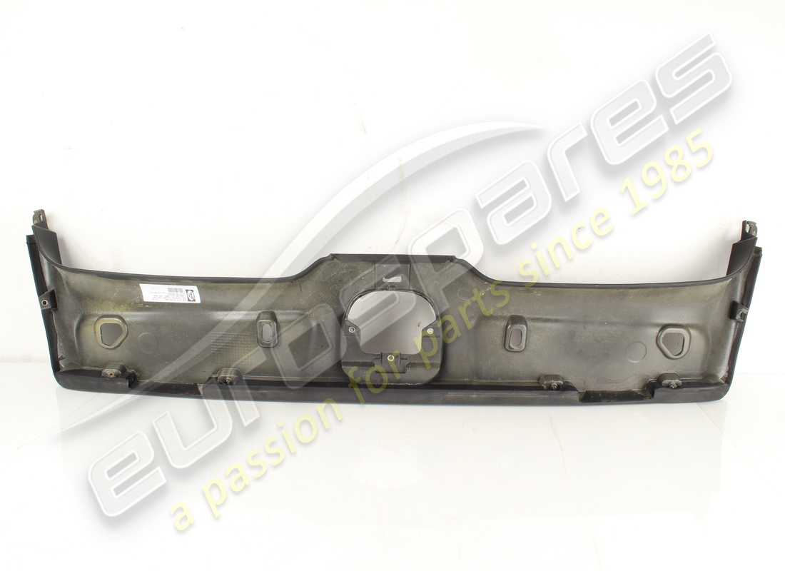 DAMAGED FERRARI RICOPR. TRAVER. PARABREZZA P. PART NUMBER 859758 (5) damaged ferrari ricopr. traver. parabrezza p. part number 859758 (5)