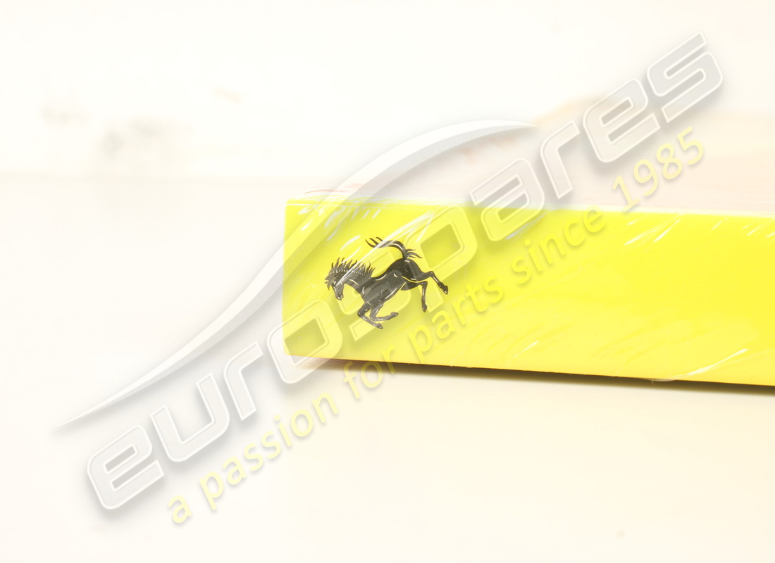 NEW FERRARI 2005 FERRARI YEARBOOK. PART NUMBER 95993029 (2) new ferrari 2005 ferrari yearbook. part number 95993029 (2)