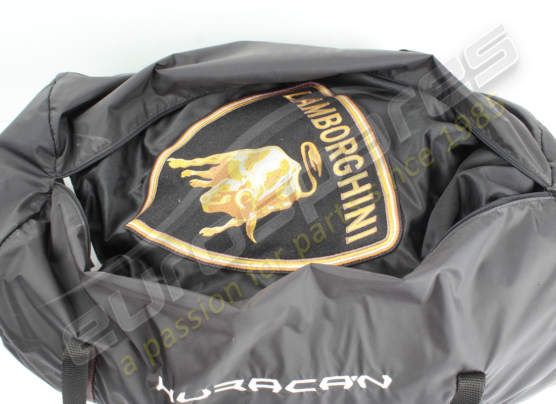 new lamborghini int. 62x car cover red stitching. part number 900000384f (2)