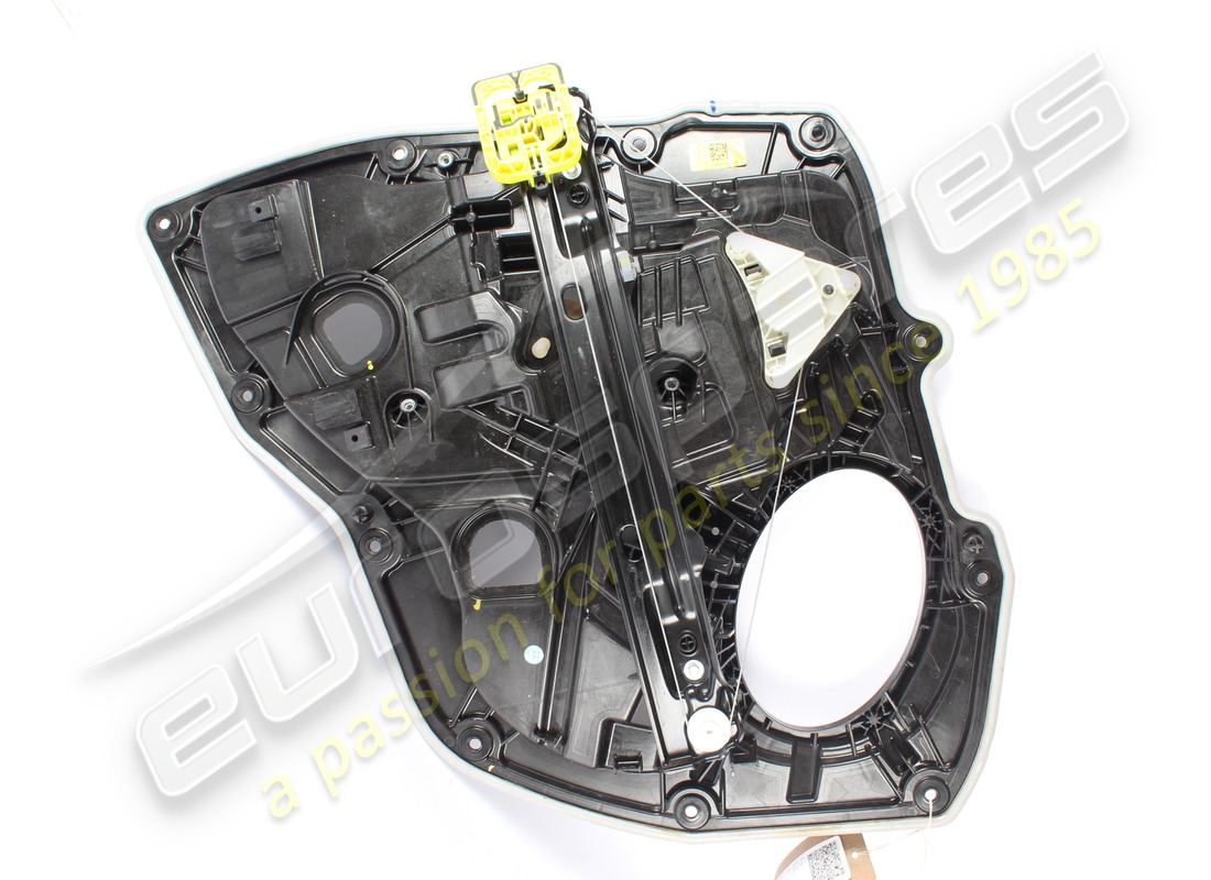 USED MASERATI RH REAR DOOR CARRIER. PART NUMBER 673014115 (3) used maserati rh rear door carrier. part number 673014115 (3)