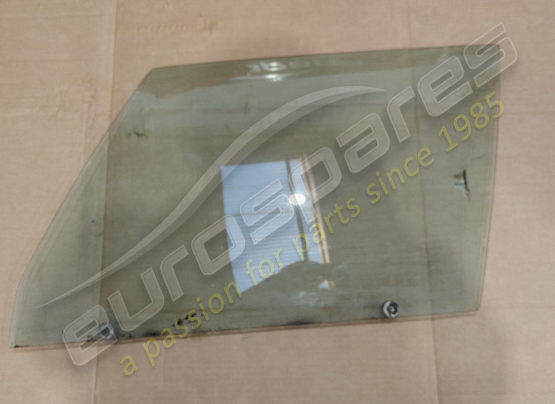 USED FERRARI LH DOOR GLASS TINTED. PART NUMBER 40074908 (1) used ferrari lh door glass tinted. part number 40074908 (1)