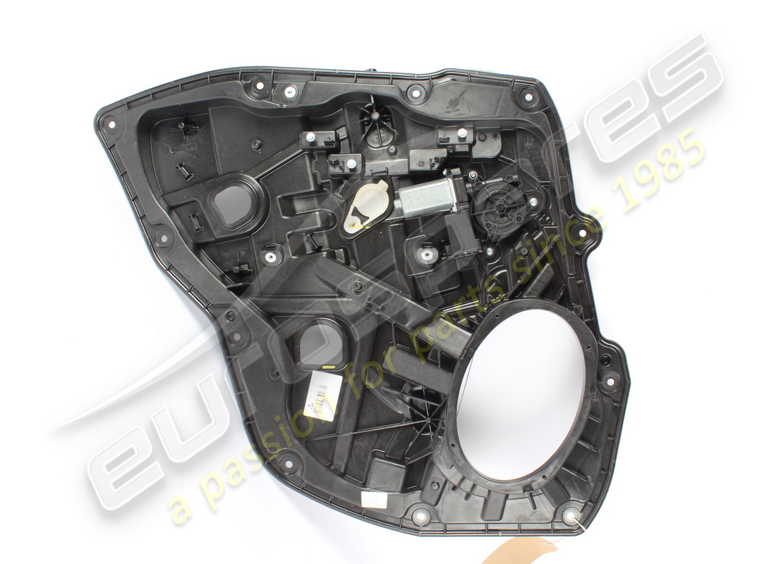 USED MASERATI LH REAR DOOR CARRIER. PART NUMBER 673014116 (2) used maserati lh rear door carrier. part number 673014116 (2)