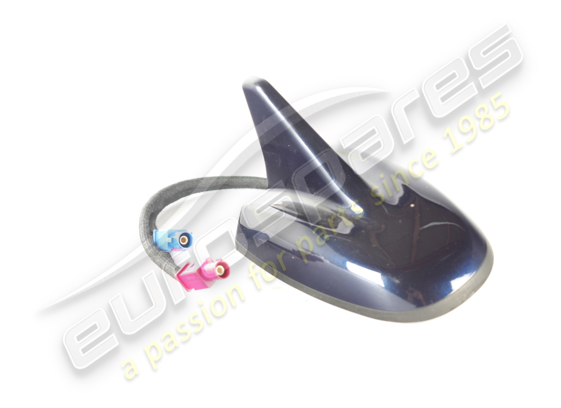 USED Maserati PRIMED RADIO ANTENNA COVER ( . PART NUMBER 673000028 (1)