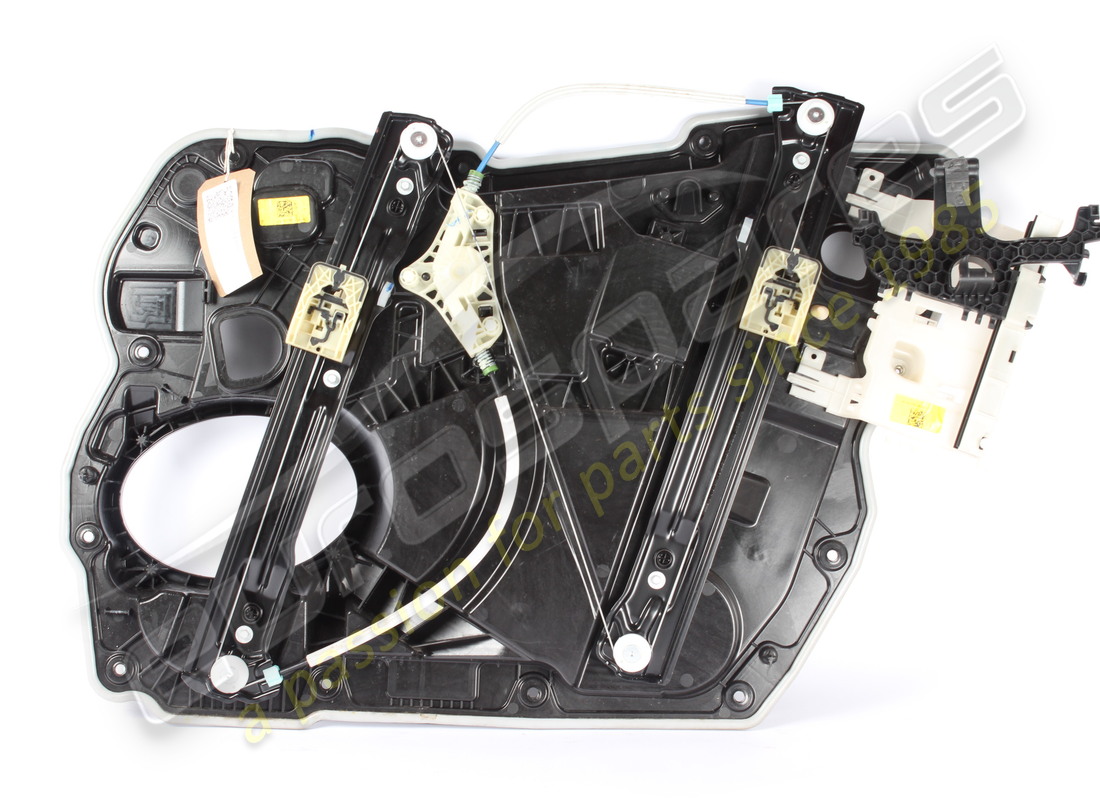 USED MASERATI COMPLETE FRONT LEFT DOOR MOD. PART NUMBER 673014105 (1) used maserati complete front left door mod. part number 673014105 (1)