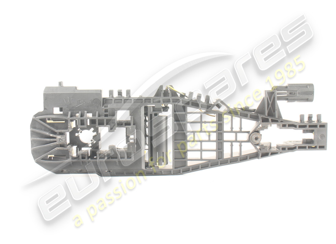 USED Maserati LH OUTER HANDLE RETAINING BRACKET . PART NUMBER 670005603 (1)