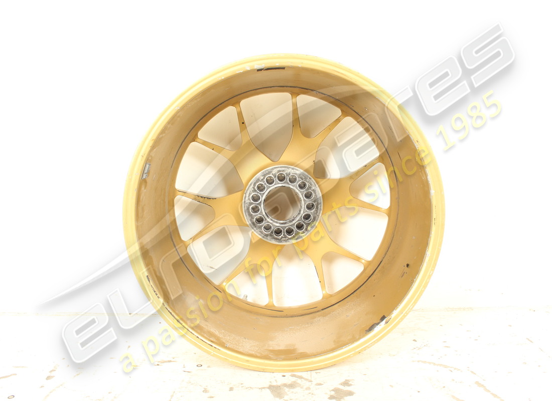 used ferrari front wheel. part number 341319 (3)