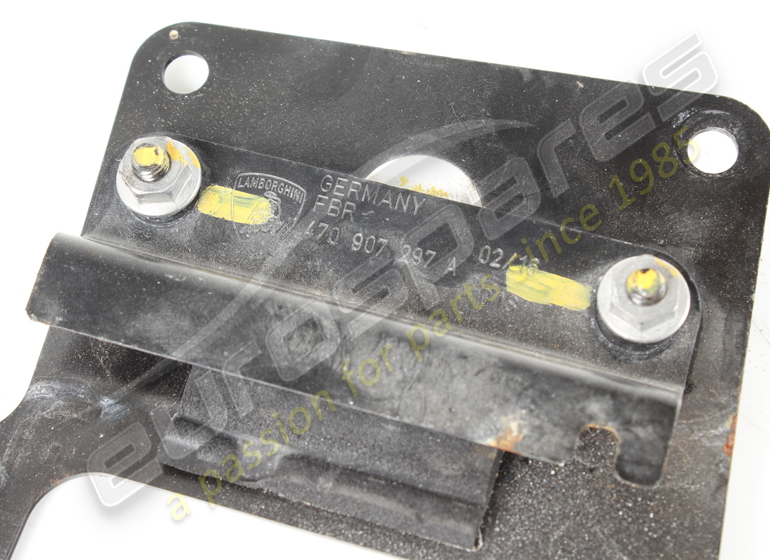 USED Lamborghini HOLDER, ELECTRIC . PART NUMBER 470906507D (1)