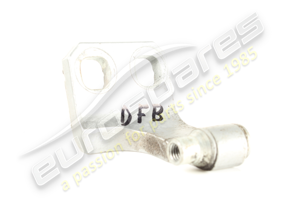 USED MASERATI RH DOOR LOWER HINGE. PART NUMBER 675000161 (1) used maserati rh door lower hinge. part number 675000161 (1)