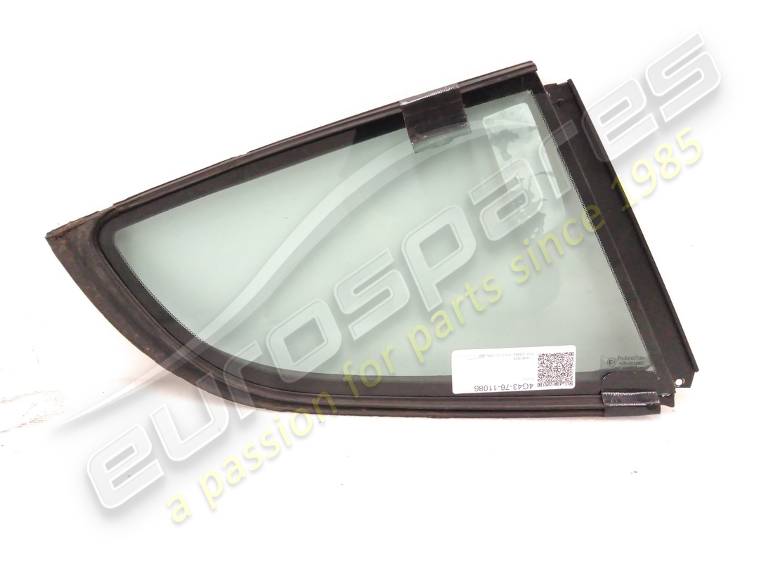 USED Aston Martin GLASS , QUARTER WINDOW, RH, COUPE . PART NUMBER 4G437611086 (1)