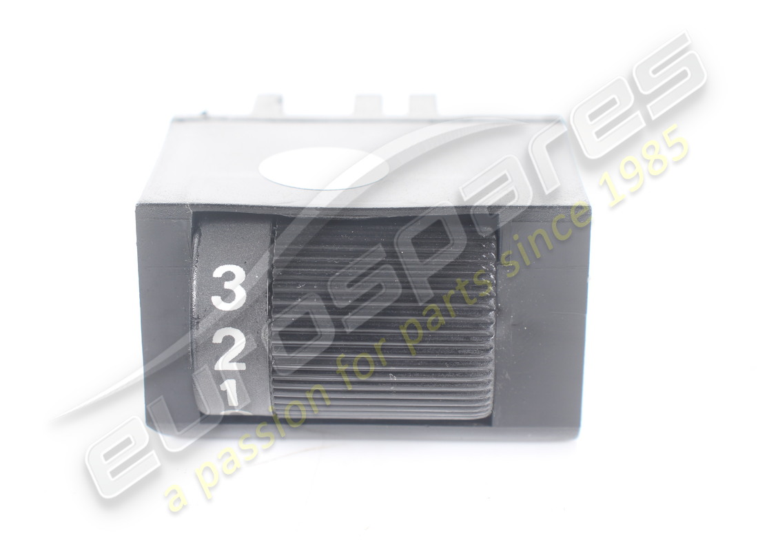 used maserati switch. part number 373100110 (2)