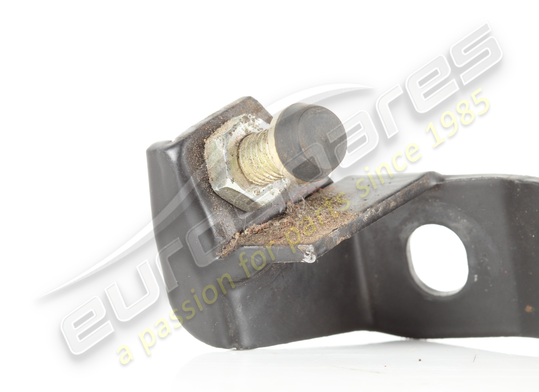 used eurospares support with bearing. part number eap1729590 (3)