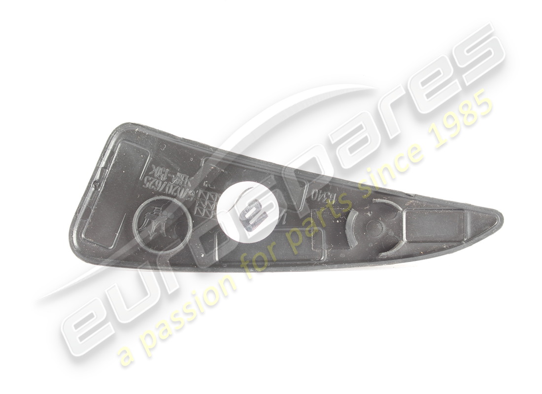 USED MASERATI RH DOOR SECURITY TRIANGLE. PART NUMBER 670223599 (2) used maserati rh door security triangle. part number 670223599 (2)