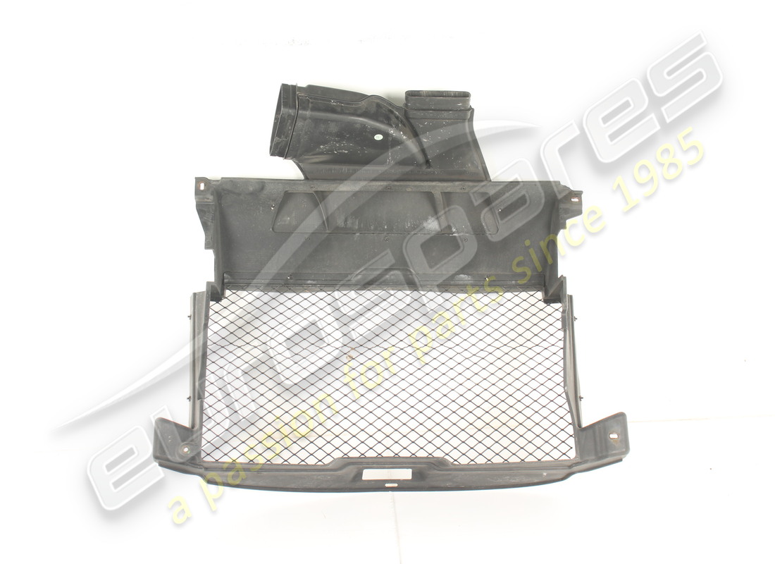 used maserati radiator upper air duct. part number 670001328 (2)