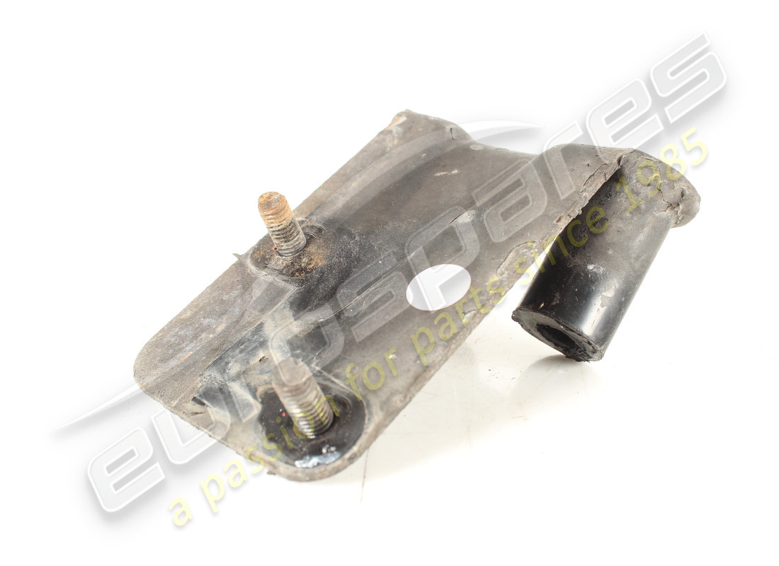 USED MASERATI HOUSING BRACKET FOR CAT.CONV. MOU. PART NUMBER 209775 (3) used maserati housing bracket for cat.conv. mou. part number 209775 (3)