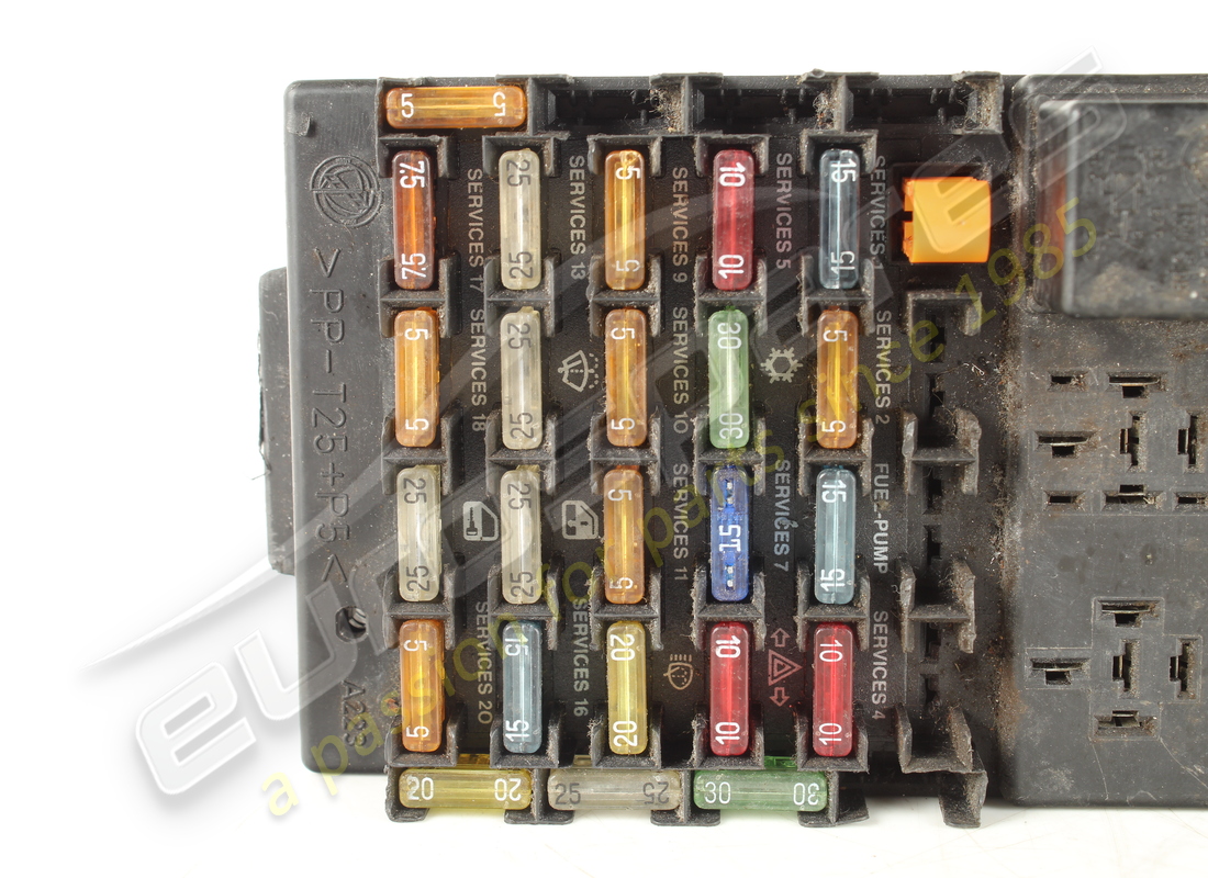 USED MASERATI PASSENGER COMPT. SWITCHING ECU. PART NUMBER 46467695 (1) used maserati passenger compt. switching ecu. part number 46467695 (1)