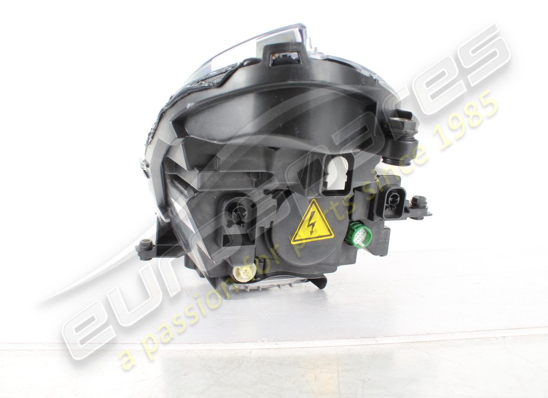 NEW FERRARI CARBON HEADLAMP KIT. PART NUMBER 70003399 (5) new ferrari carbon headlamp kit. part number 70003399 (5)