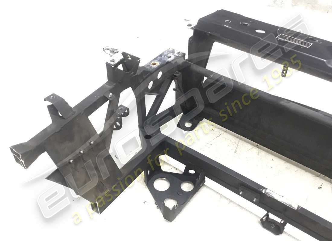 USED FERRARI FRONT CROSSMEMBER COMPLETE. PART NUMBER 64716800 (5) used ferrari front crossmember complete. part number 64716800 (5)