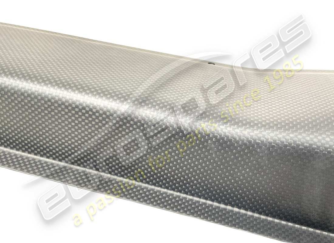 new lamborghini shield. part number 418103753b (2)