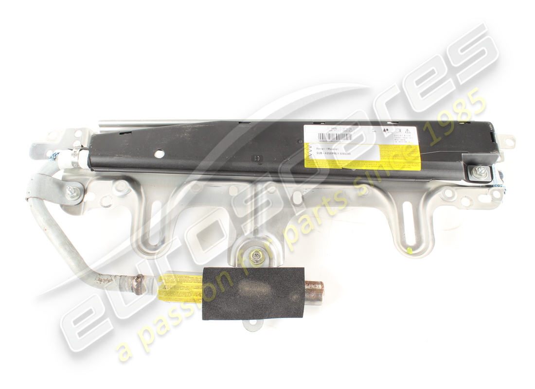 USED FERRARI RH AIRBAG PLATE. PART NUMBER 68560400 (2) used ferrari rh airbag plate. part number 68560400 (2)