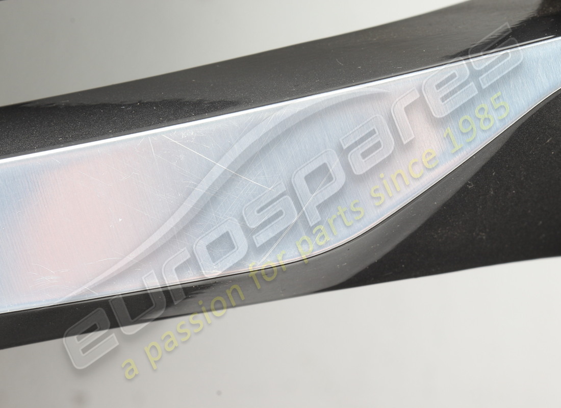 USED FERRARI FRONT WHEEL. PART NUMBER 855340 (3) used ferrari front wheel. part number 855340 (3)