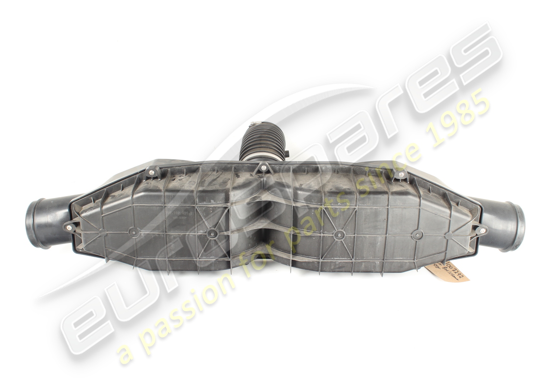 USED PORSCHE AIR CLEANER. PART NUMBER 99111002292 (2) used porsche air cleaner. part number 99111002292 (2)