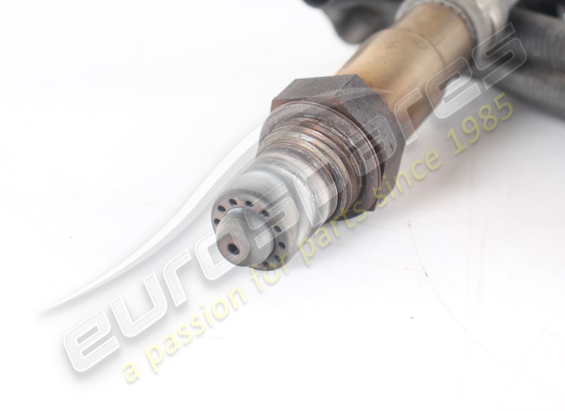 USED FERRARI FRONT OXYGEN SENSOR. PART NUMBER 292582 (2) used ferrari front oxygen sensor. part number 292582 (2)
