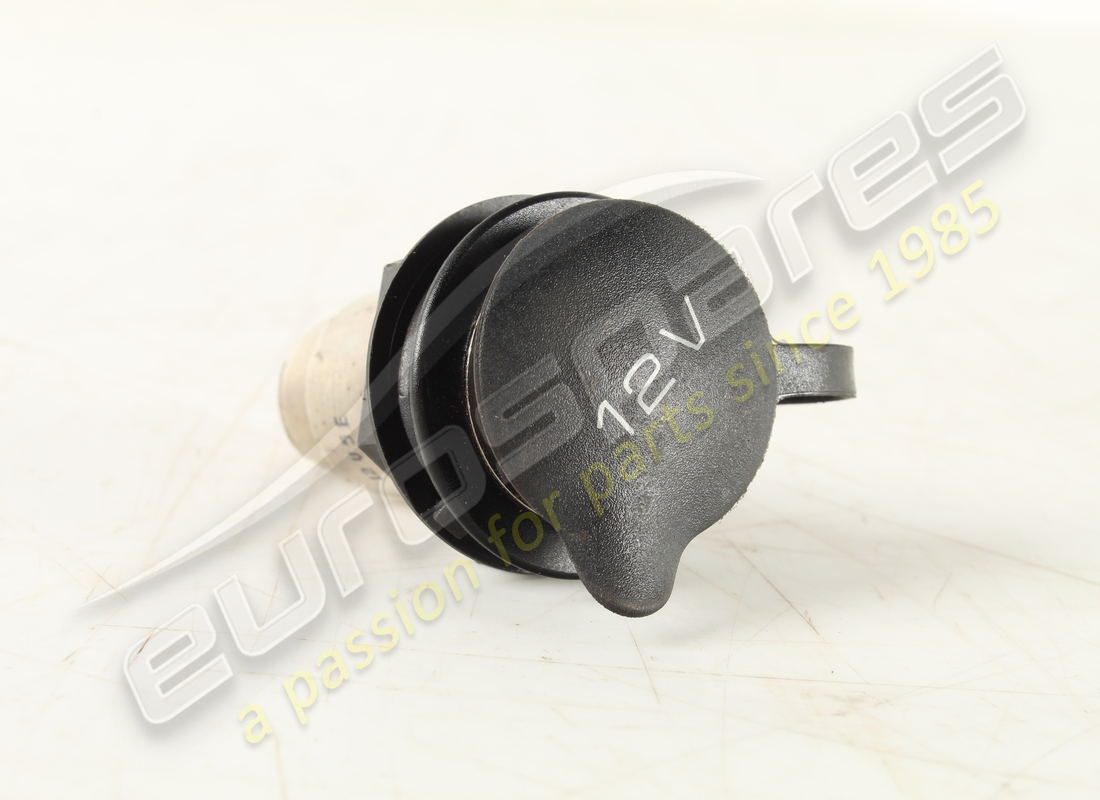 used maserati socket.. part number 203506 (1)