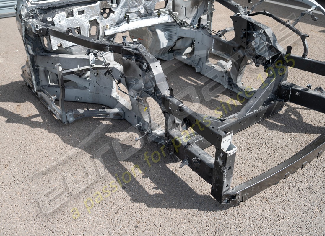 DAMAGED EUROSPARES COMPLETE FRONT CHASSIS. PART NUMBER EAP1563097 (2) damaged eurospares complete front chassis. part number eap1563097 (2)