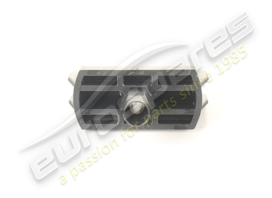 NEW PORSCHE INTERMEDIATE PIECE. PART NUMBER 01E141751A (3) new porsche intermediate piece. part number 01e141751a (3)
