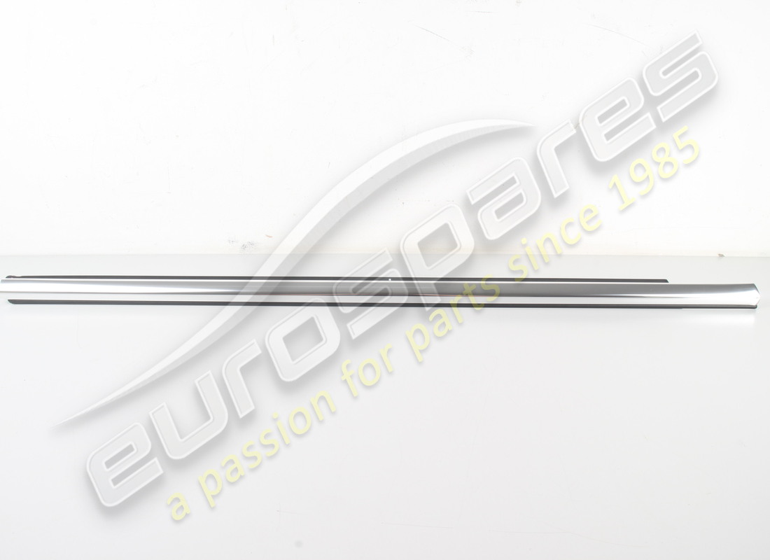 NEW MASERATI RH FRONT OUTER GLASS SCRAP. PART NUMBER 670009856 (1) new maserati rh front outer glass scrap. part number 670009856 (1)