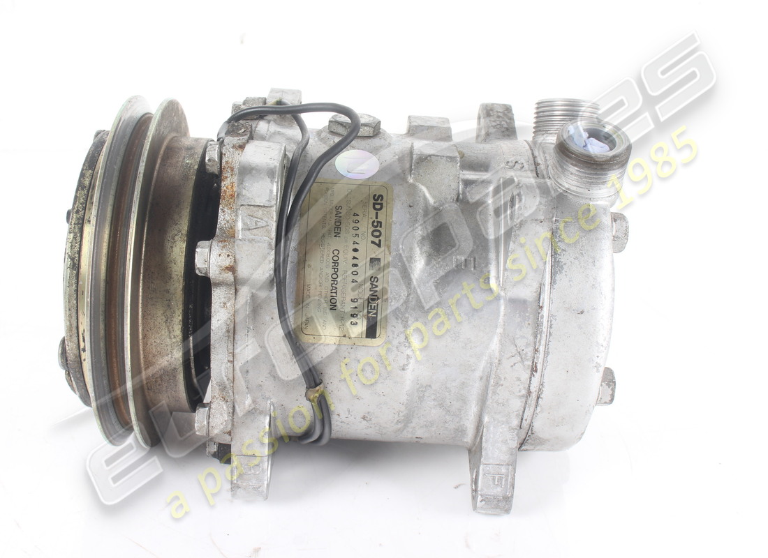 used ferrari air conditioning compressor. part number 121966 (5)