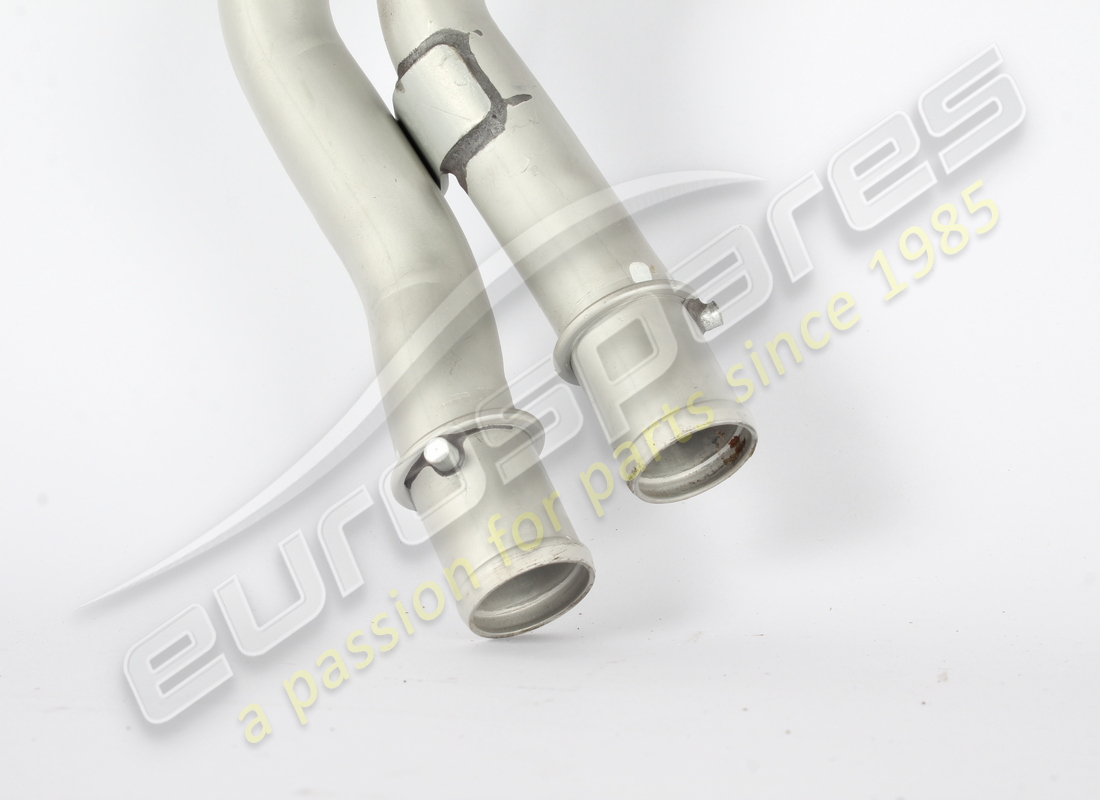 USED FERRARI COIL COOLING PIPE. PART NUMBER 852671 (2) used ferrari coil cooling pipe. part number 852671 (2)