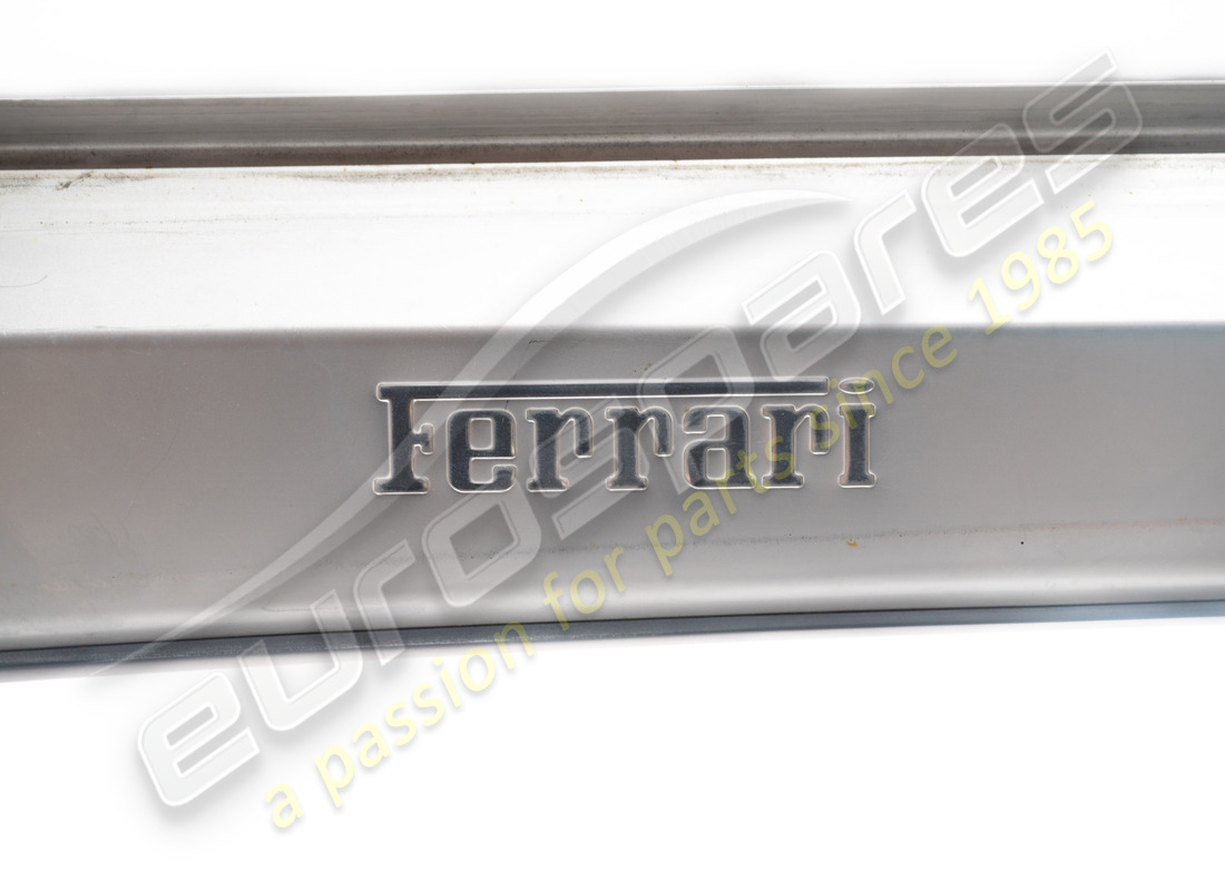 used ferrari lh kick plate. part number 68146600 (2)
