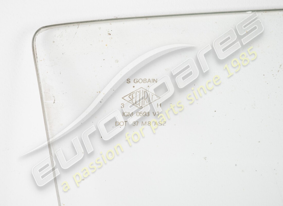 new ferrari rh door drop glass. part number 50016302 (2)