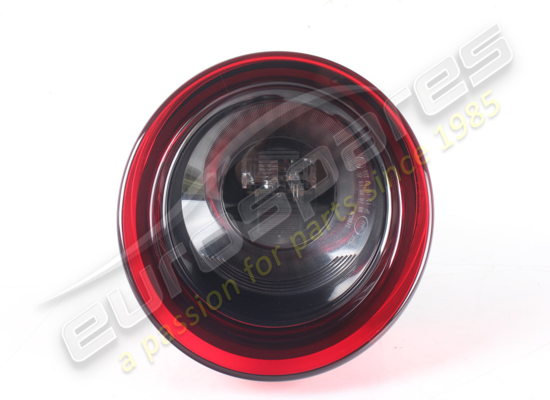 used ferrari outer lh tail light. part number 317208 (4)