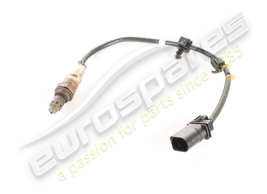 USED MASERATI SHIELD. PART NUMBER 670292863 (3) used maserati shield. part number 670292863 (3)