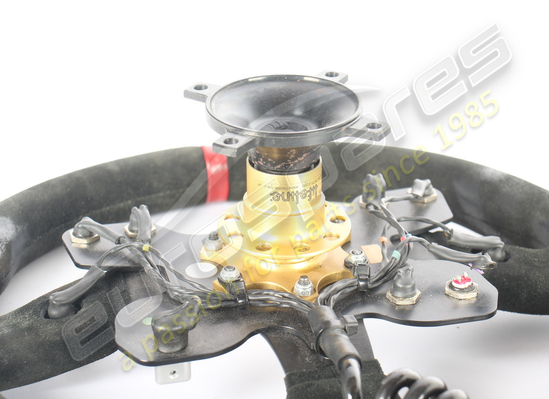 USED FERRARI COMPLETE STEERING WHEEL. PART NUMBER 272167 (5) used ferrari complete steering wheel. part number 272167 (5)