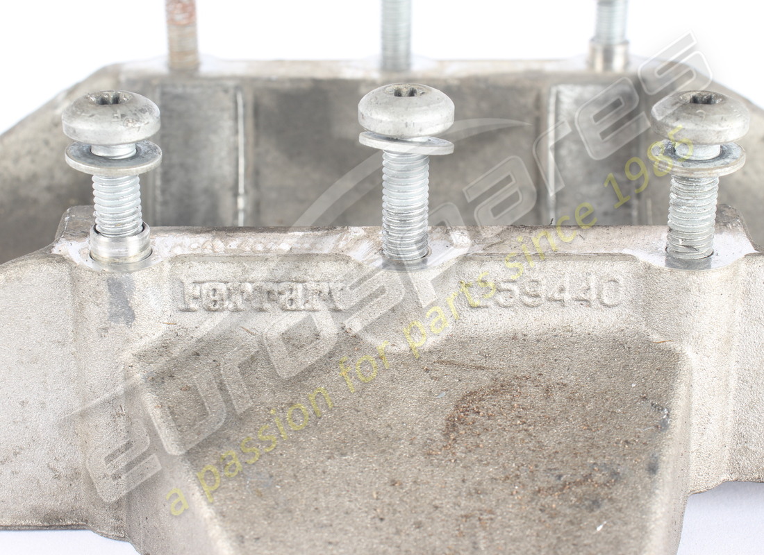 used ferrari bushing-gearbox connector pl. part number 259440 (2)