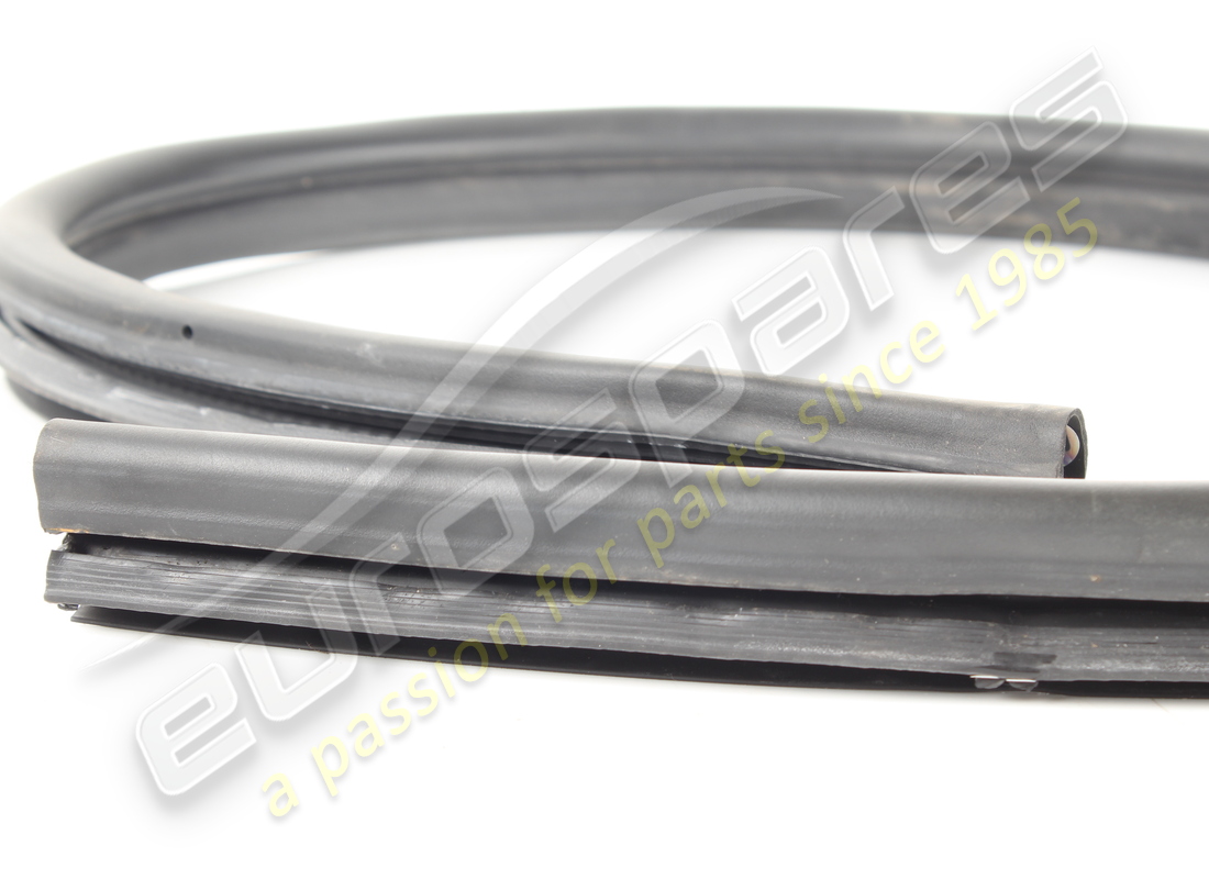 USED FERRARI LOWER DOOR PERIMETER SEAL. PART NUMBER 84036700 (3) used ferrari lower door perimeter seal. part number 84036700 (3)